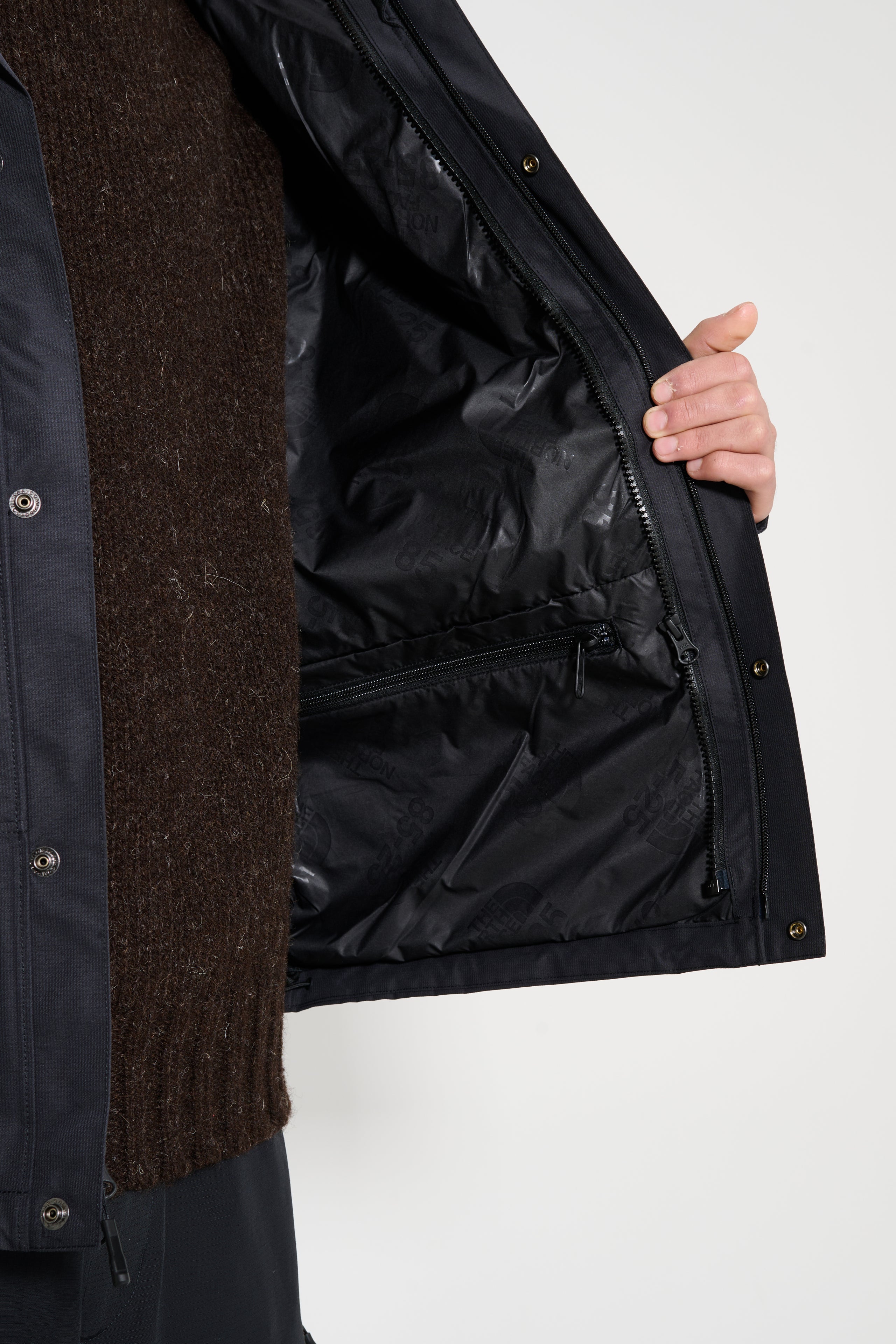 The North Face M Rmst Gtx Mountain Tek Jacket TNF Black