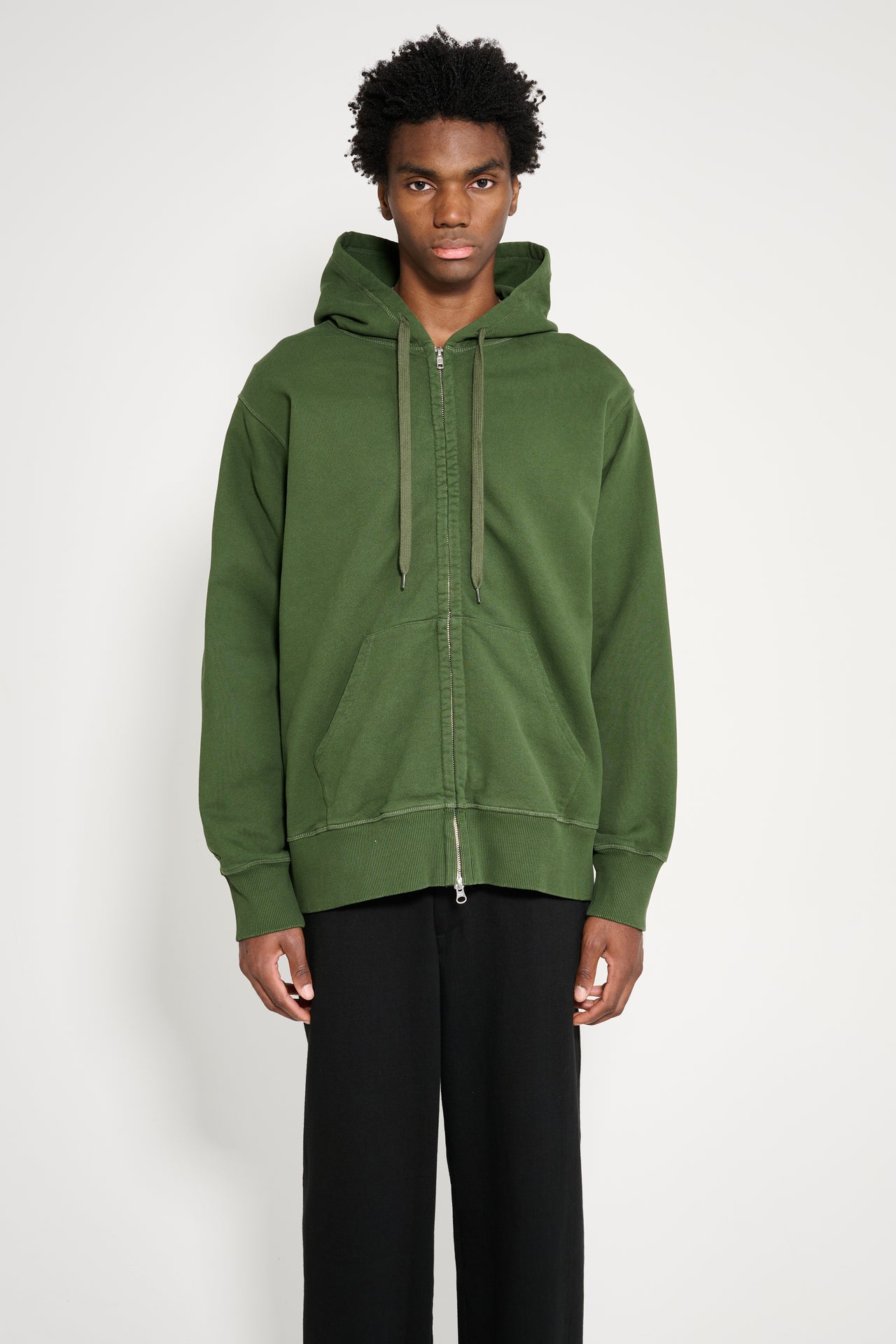 TRÈS BIEN everywear Semi Raglan Zip Hoodie GD Dark Green