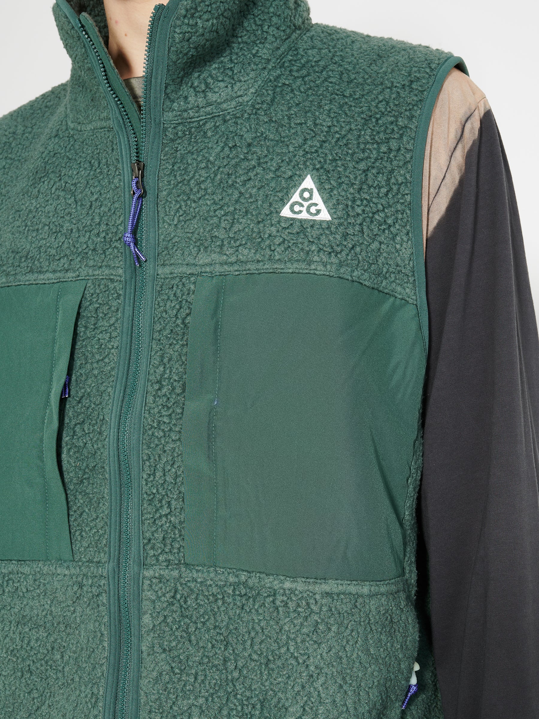 Nike ACG Arctic Wolf Vest Vintage Green