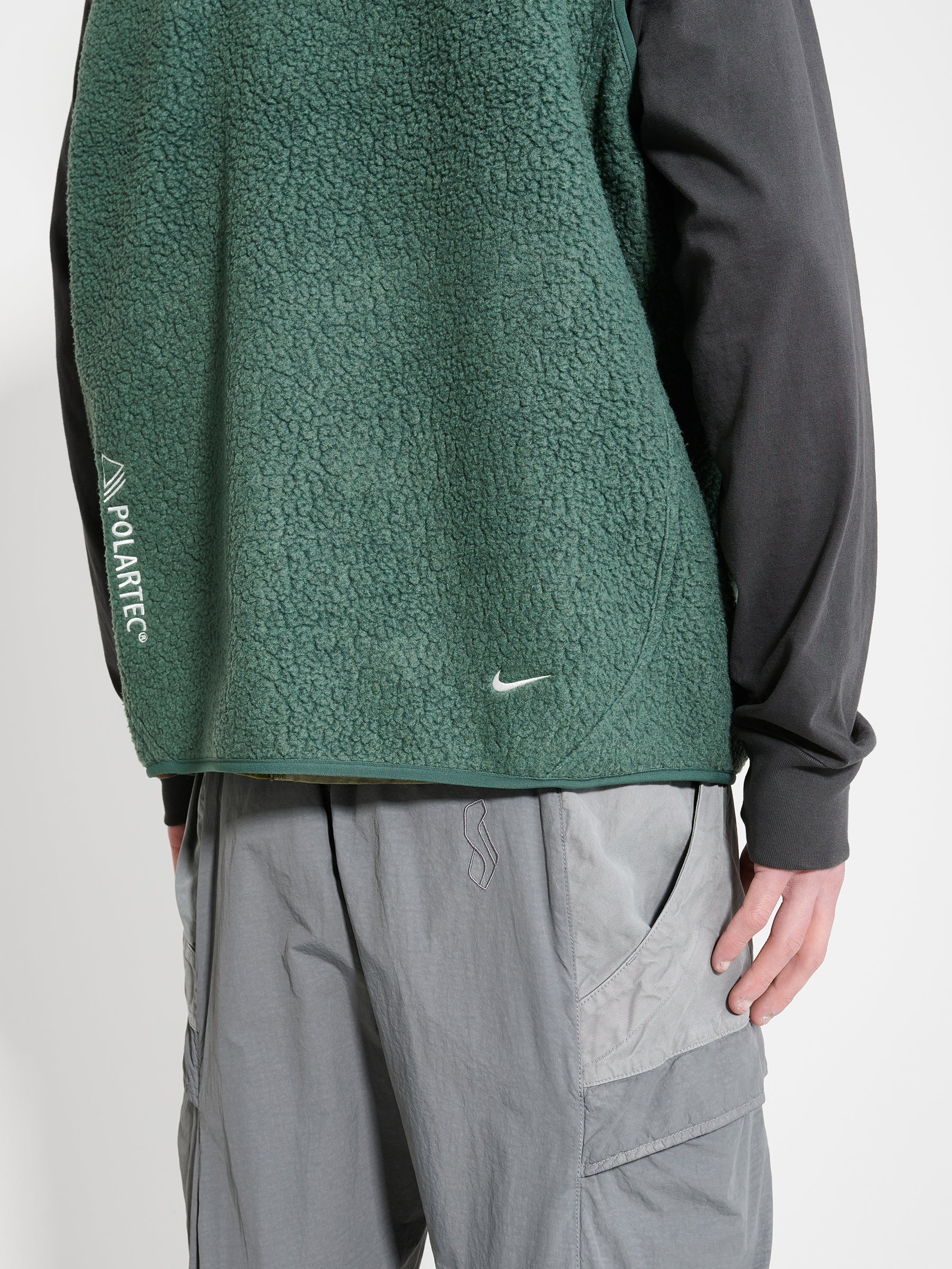 Nike ACG Arctic Wolf Vest Vintage Green
