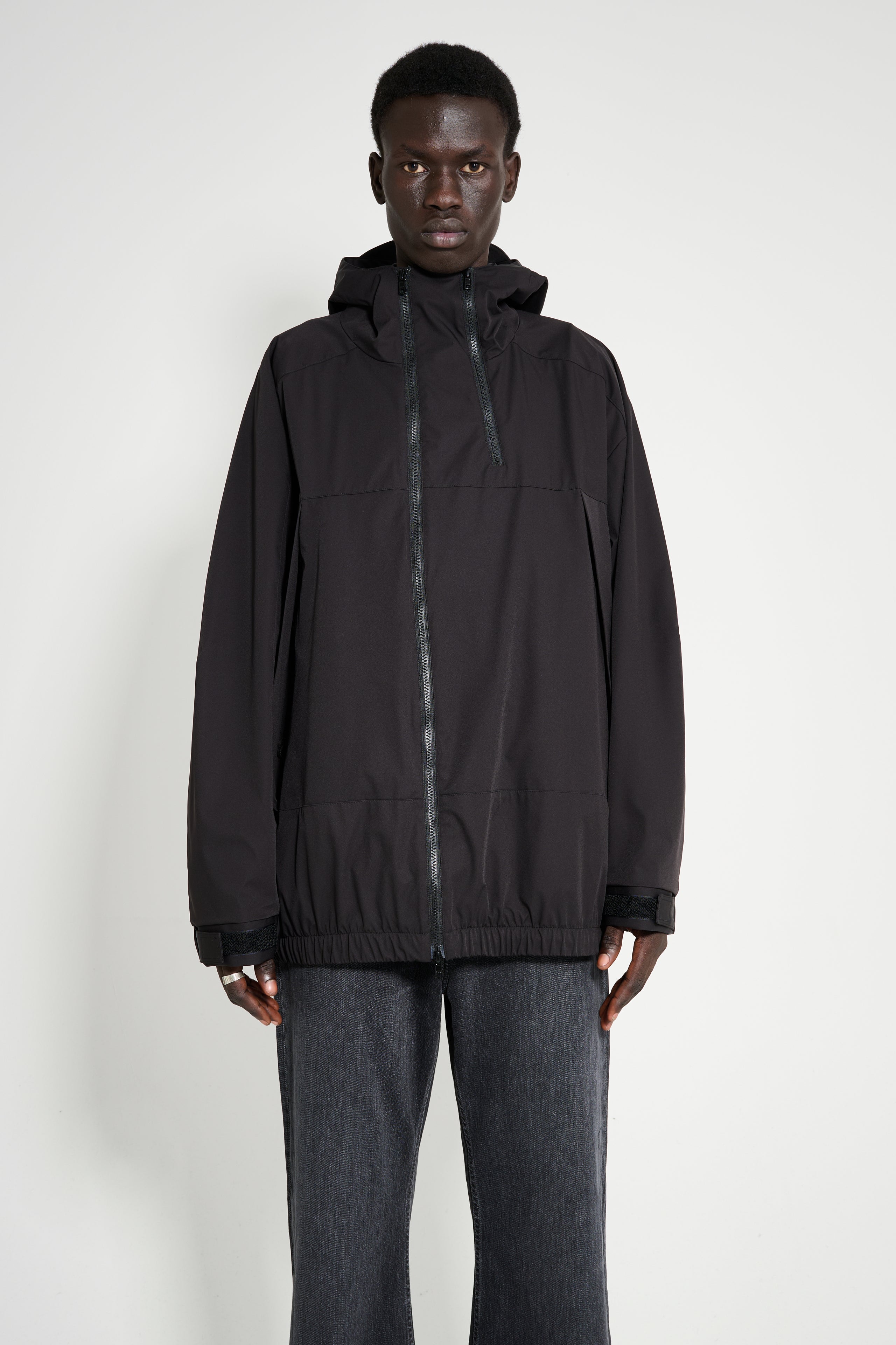 ssstein Weather Protection Hooded Jacket Black