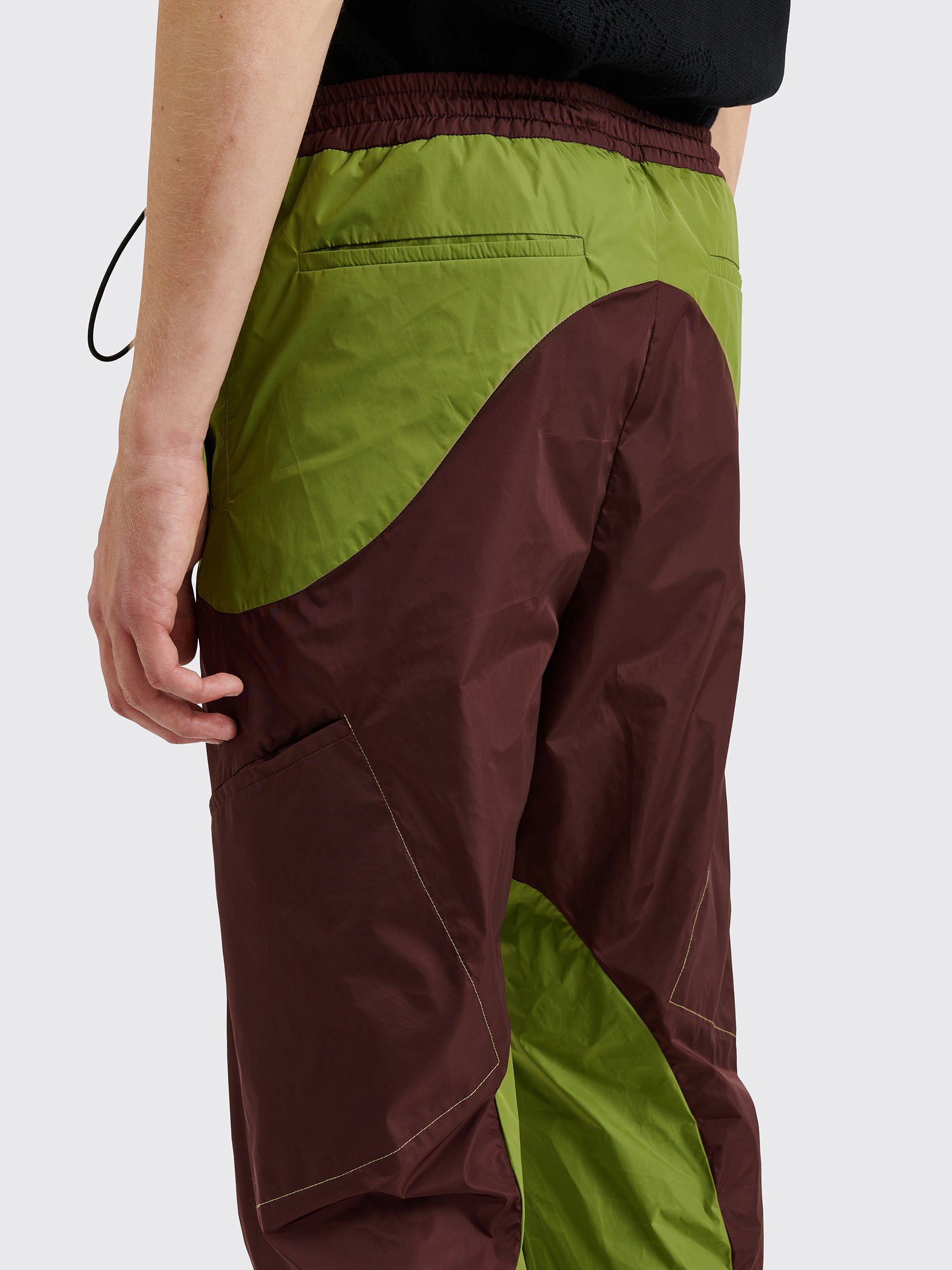 TRÈS BIEN everywear Tech Panelled Trousers Nylon Burgundy / Green
