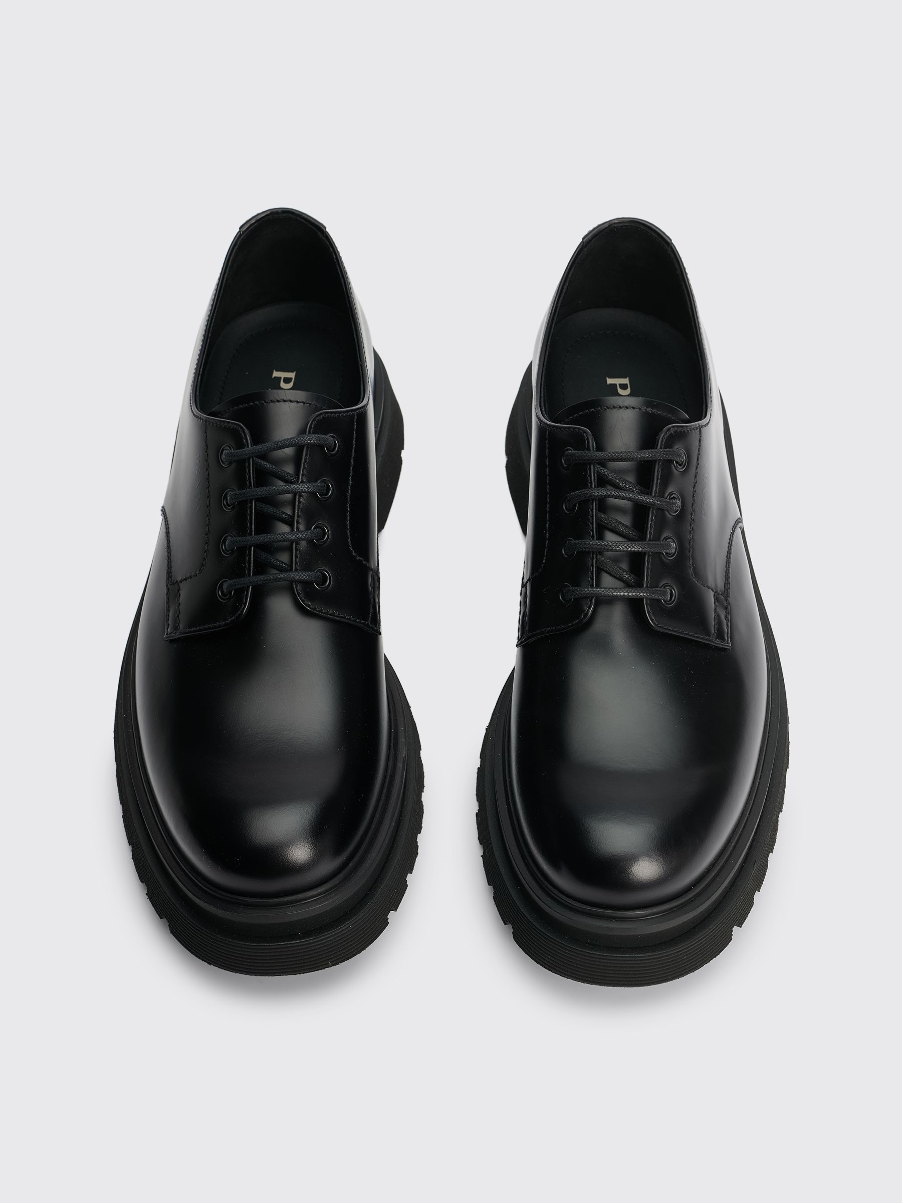 Très Bien - Prada Leather Lace Up Derby Shoes Black