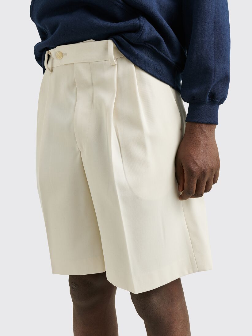 Auralee Light Wool Gabardine Shorts Ivory White