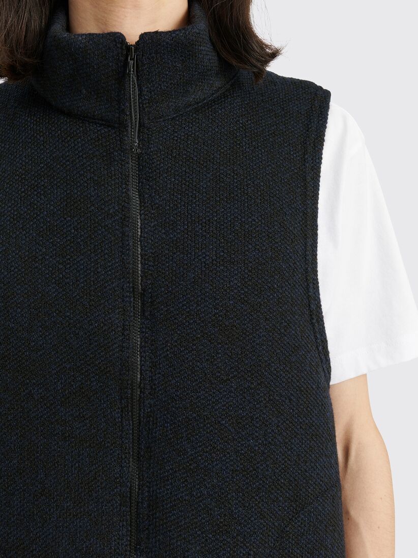 Très Bien - Engineered Garments High Mock Knit Vest Navy / Black