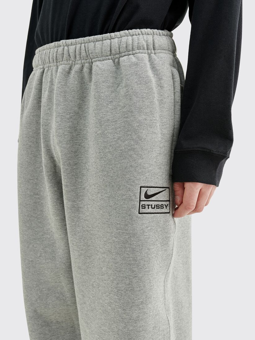 Très Bien   Nike x Stüssy Fleece Pants Dk Heather Grey
