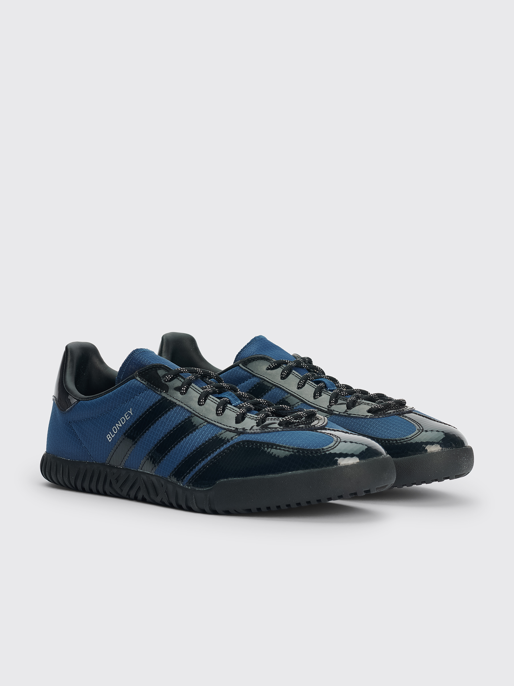 Très Bien - adidas by Blondey Gazelle Indoor Mineral Blue / Core Black